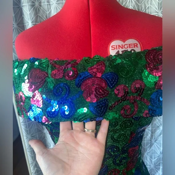⚜️ Mardi Gras Vintage 80s Sequined Dress - Picture 5 of 11